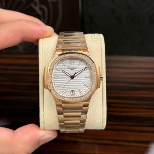 Patek Philippe Nautilus 70101R-011 32.5mm White Dial Rose Gold Replica 11 Top Quality