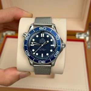 Omega Seamaster Diver James Bond 60th Anniversary 210.30.42.20.03.002 42mm Blue Dial Steel Replica 1:1 – Top Quality Version