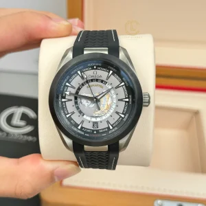 Omega Seamaster Aqua Terra Co-Axial Master Chronometer GMT Worldtimer 220.92.43.22.99.001 43mm Replica 11 – Top Quality Version